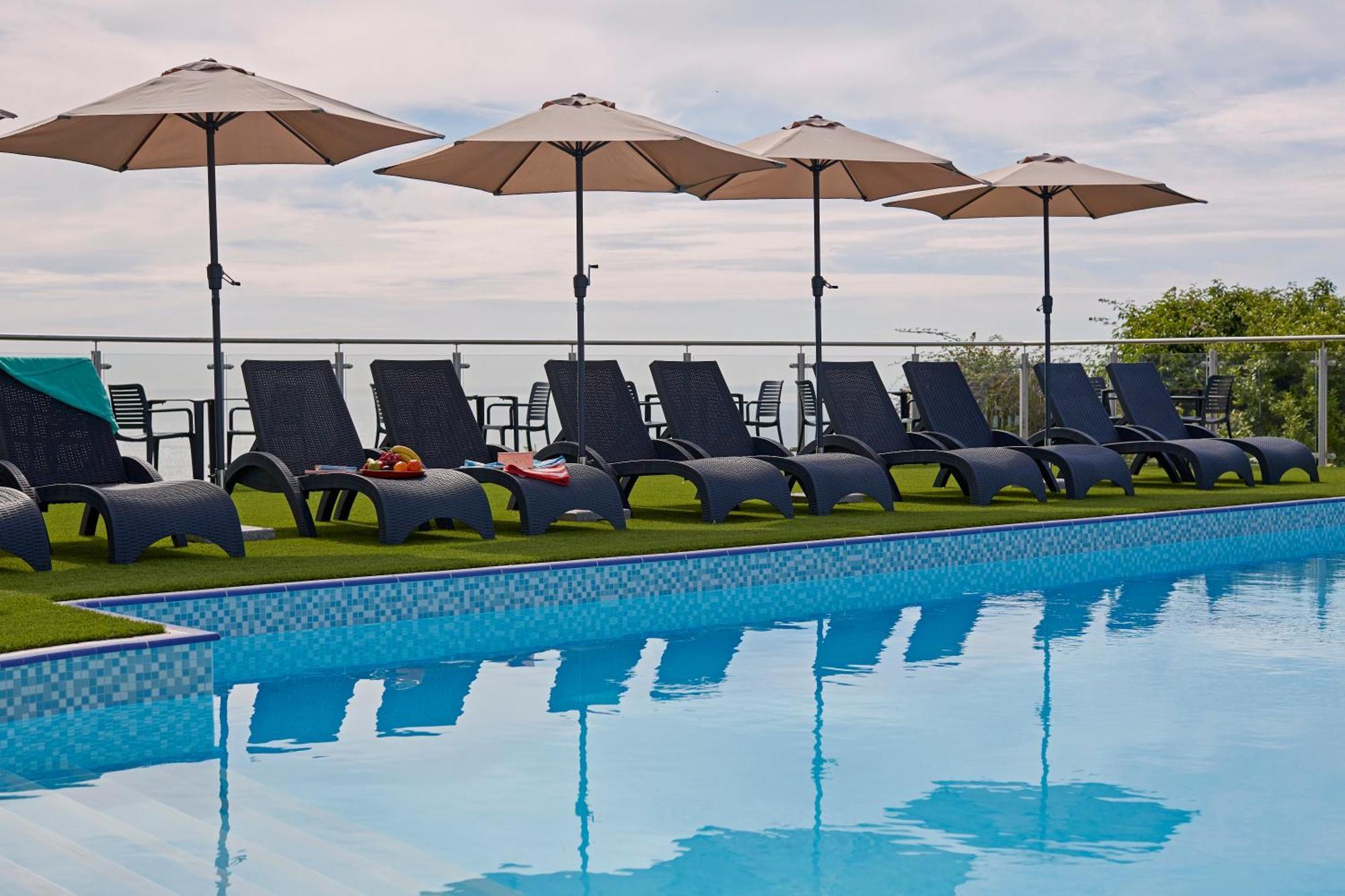 Luccombe Hall Hotel 섕클린 외부 사진